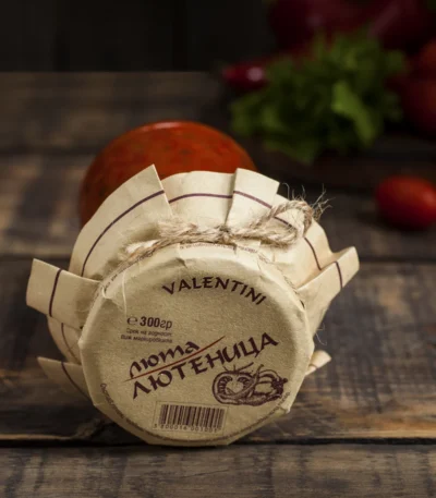 Люта лютеница Valentini